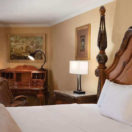 Radisson Hotel Colorado Springs Airport 외부 사진