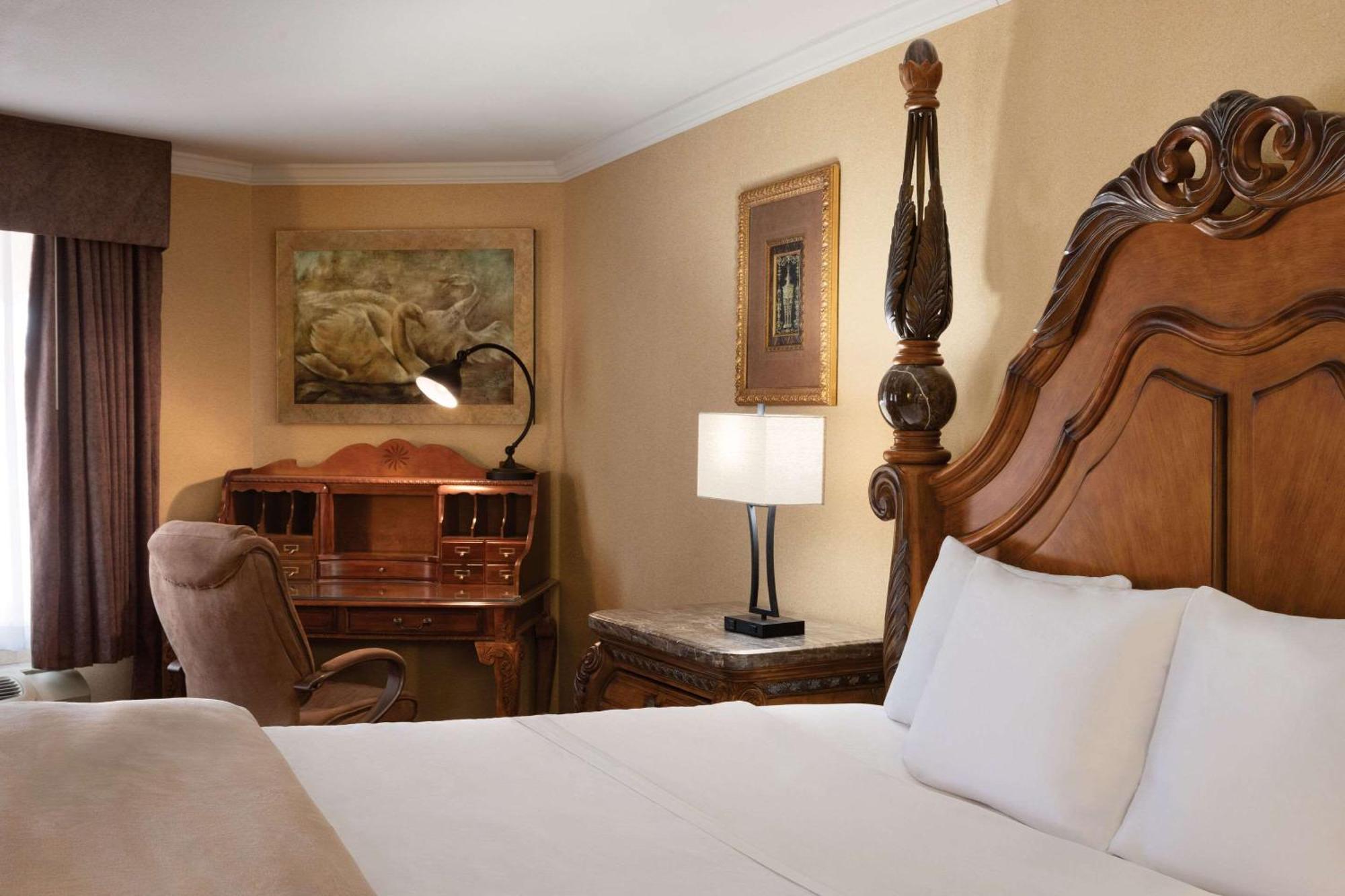 Radisson Hotel Colorado Springs Airport 외부 사진